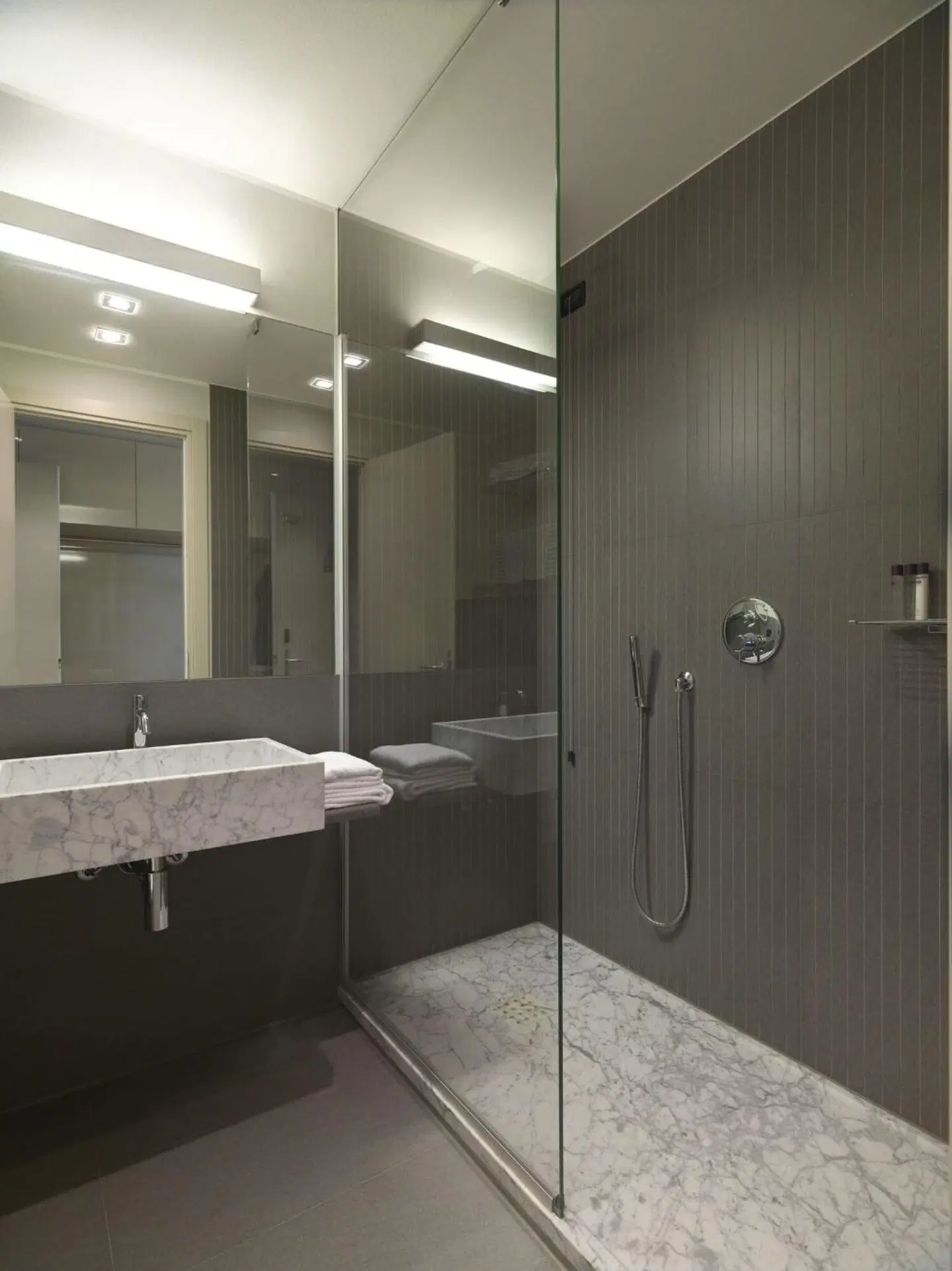 DB Hotel Verona Airport And Congress Badezimmer