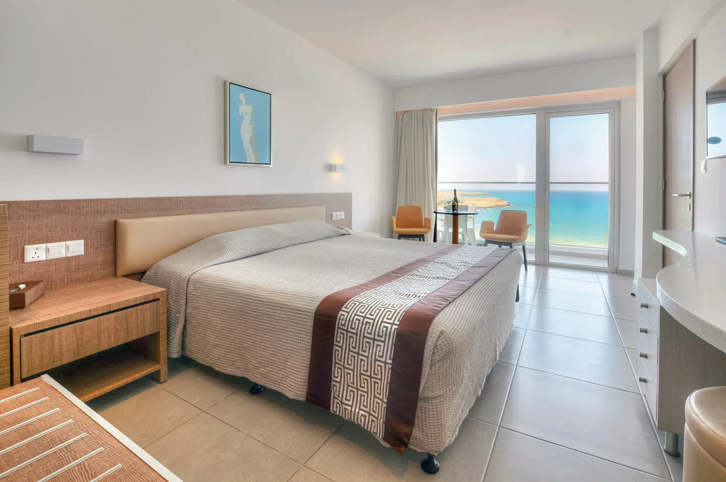 Vassos Nissi Plage Hotel ROOM_EXAMPLE