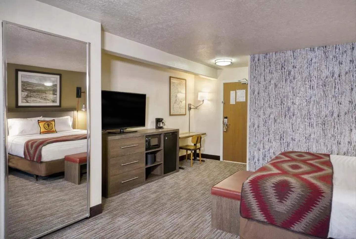 Yellowstone Park Hotel ROOM_EXAMPLE