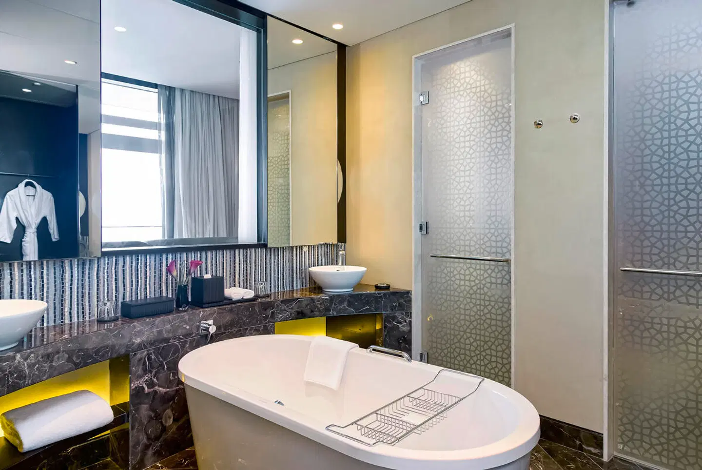 Grand Hyatt Abu Dhabi Hotel& Residences Emirates Pearl Badezimmer