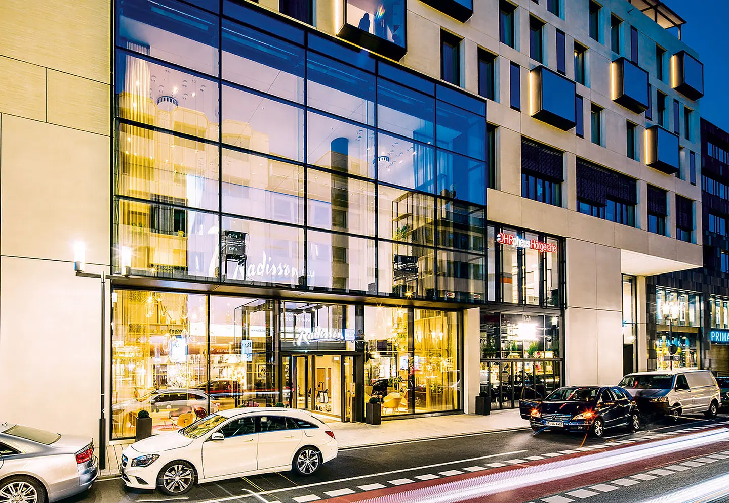 Radisson Blu Hotel, Mannheim EXTERIOR