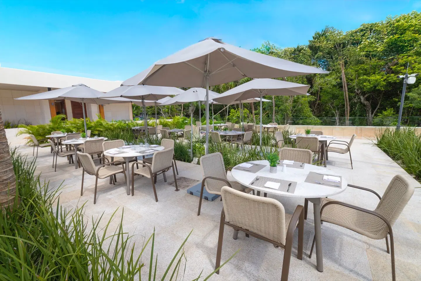 Family Selection at Grand Palladium Kantenah Resort & Spa Restaurant