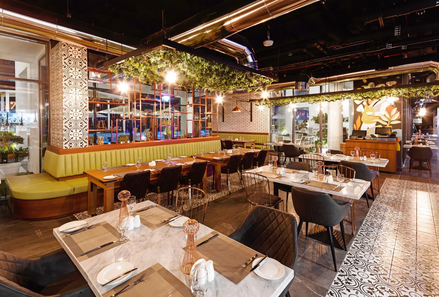 C Central Resort the Palm Restaurant