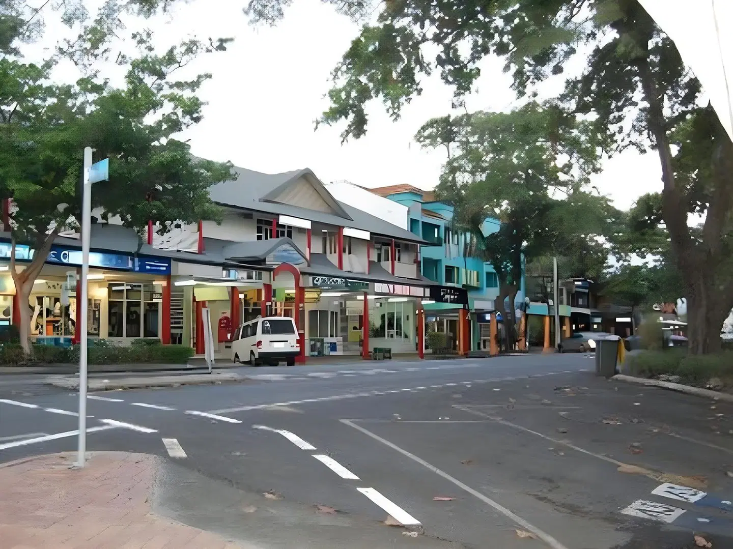 Martinique On Macrossan EXTERIOR