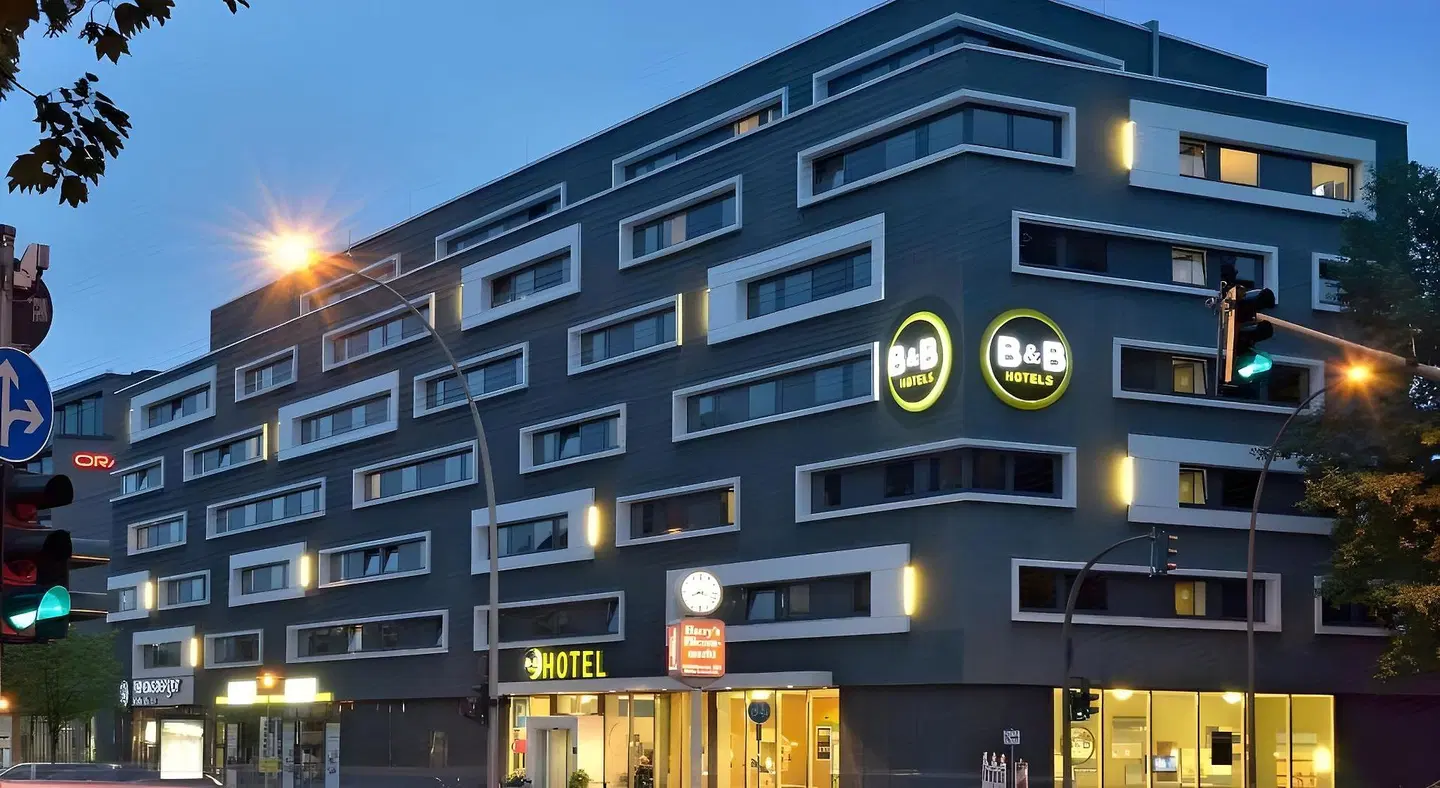 B&B Hotel Hamburg-Altona EXTERIOR