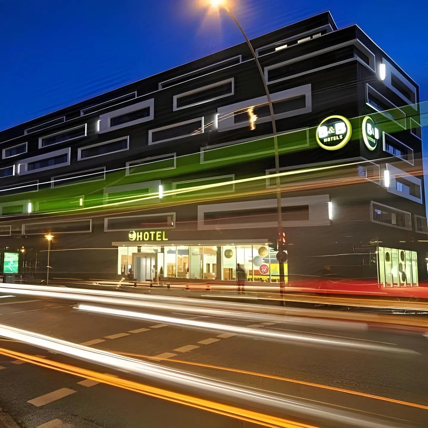 B&B Hotel Hamburg-Altona EXTERIOR