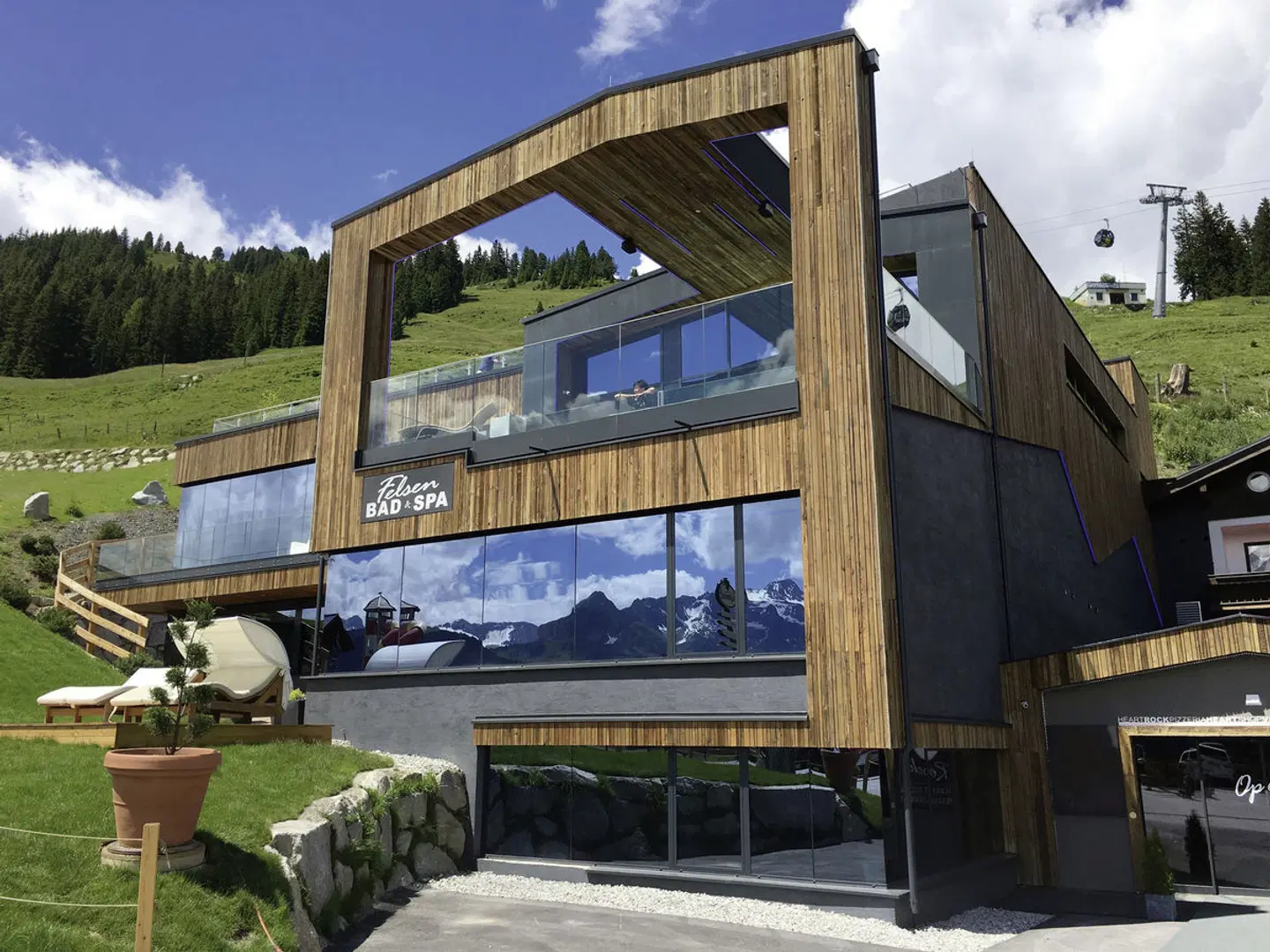 MY ALPENWELT Resort EXTERIOR