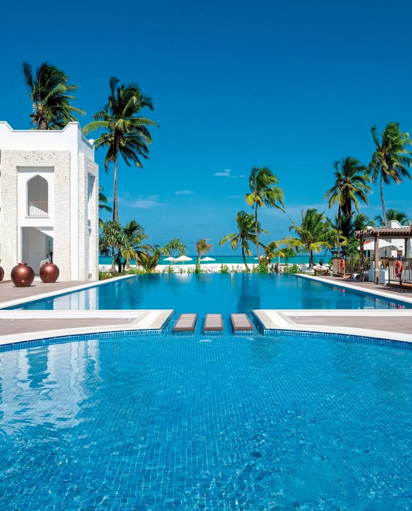 LUX* Marijani OUTDOOR_POOL