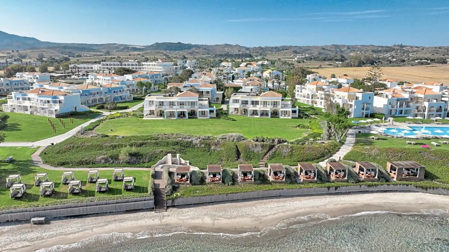 Neptune Luxury Resort LANDSCAPE