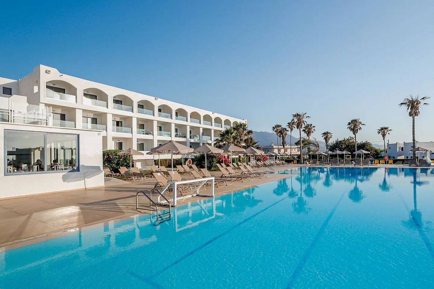 Aeolos Beach Hotel OUTDOOR_POOL