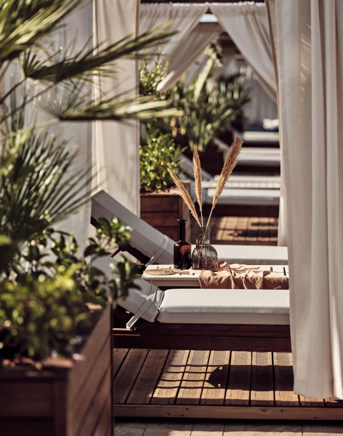 The Royal Senses Resort & Spa, Curio Collection by Hilton BEACH