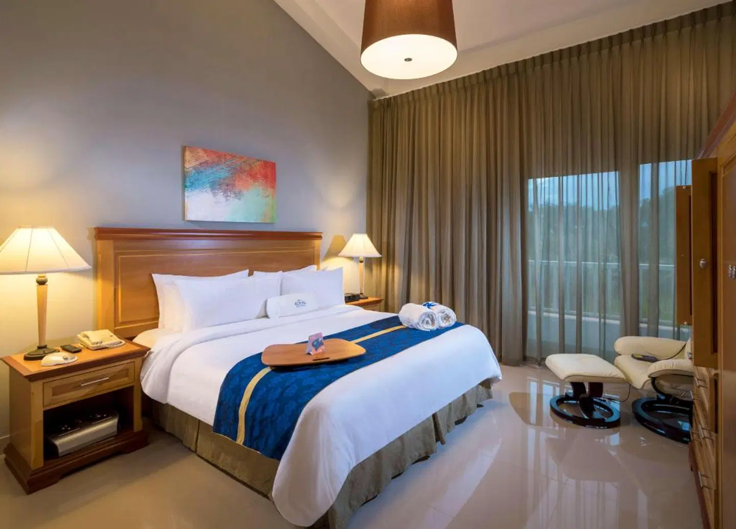 Hodelpa Garden Suites Golf & Convention Center ROOM_EXAMPLE