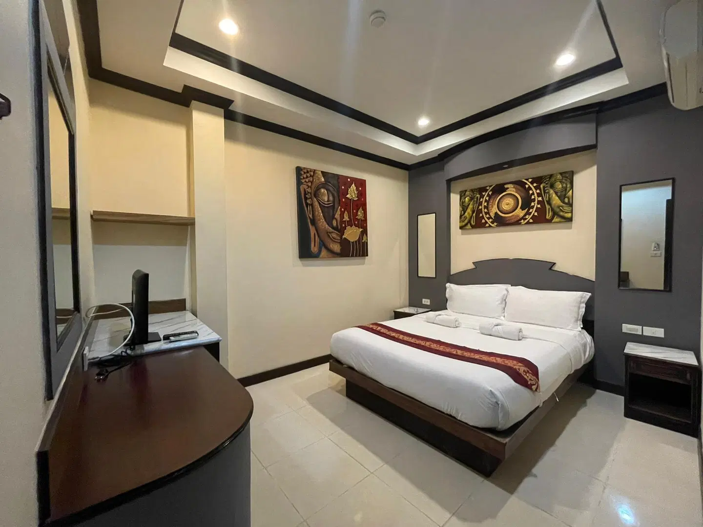 Hill View Lodge ROOM_EXAMPLE