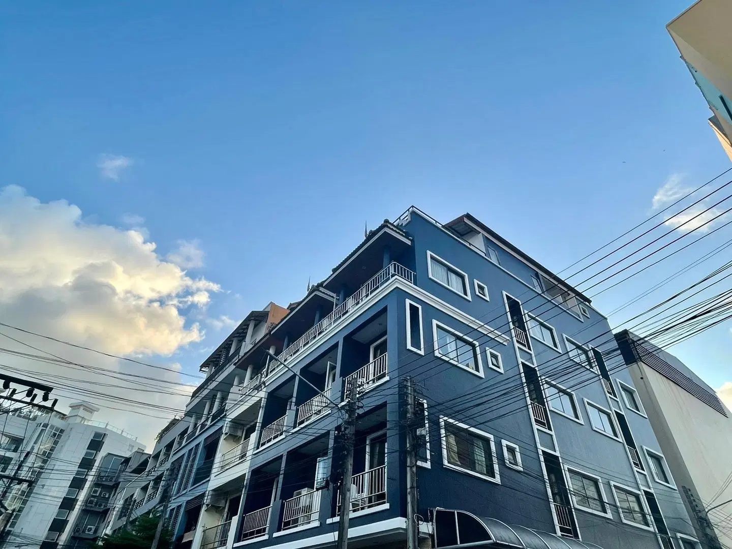 Hill View Lodge EXTERIOR