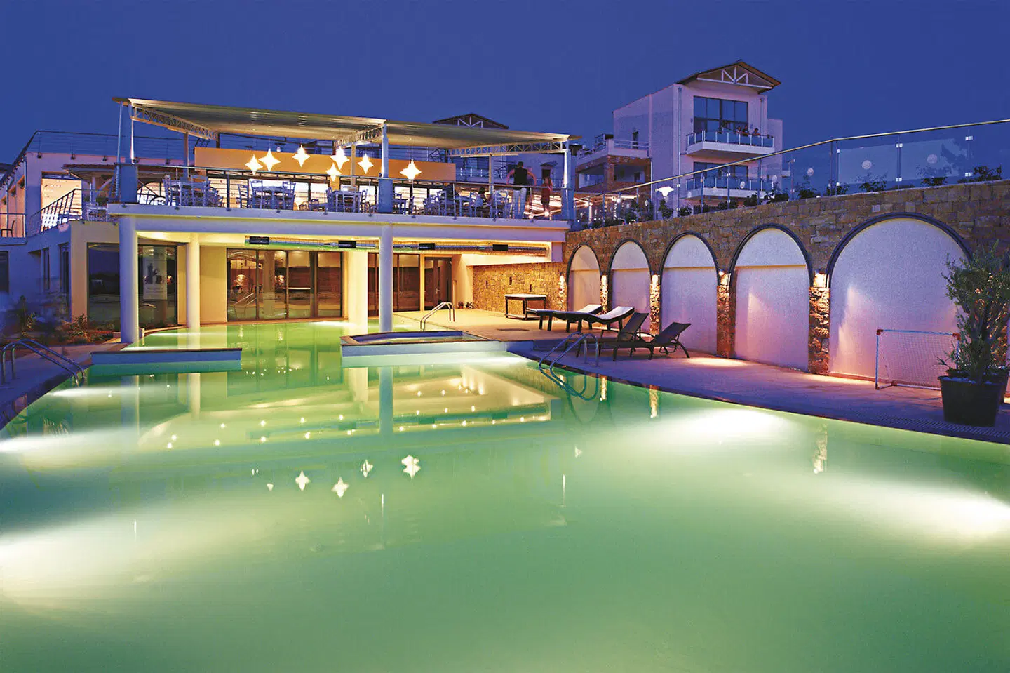 Istion Club OUTDOOR_POOL