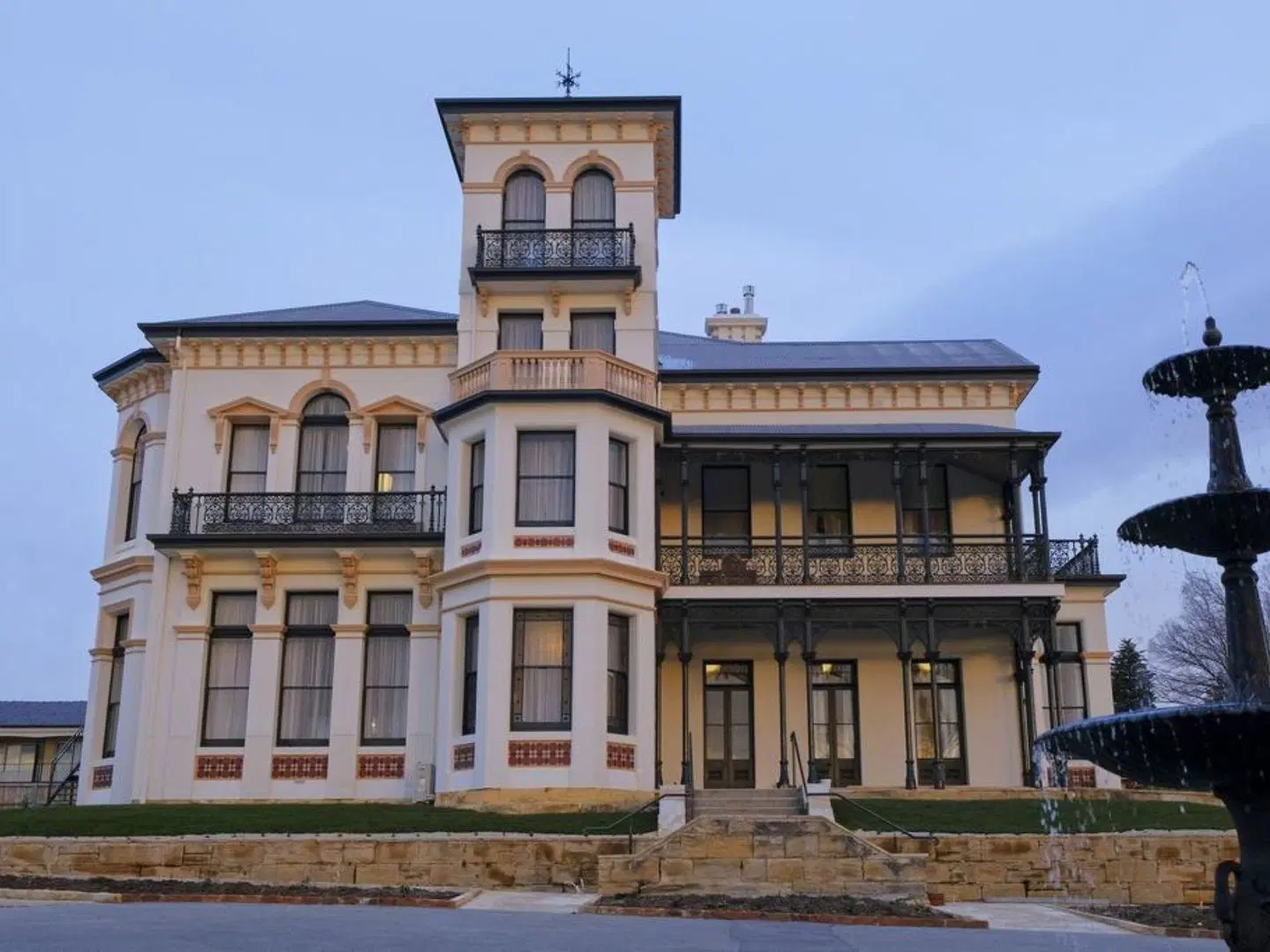 Maylands Lodge EXTERIOR