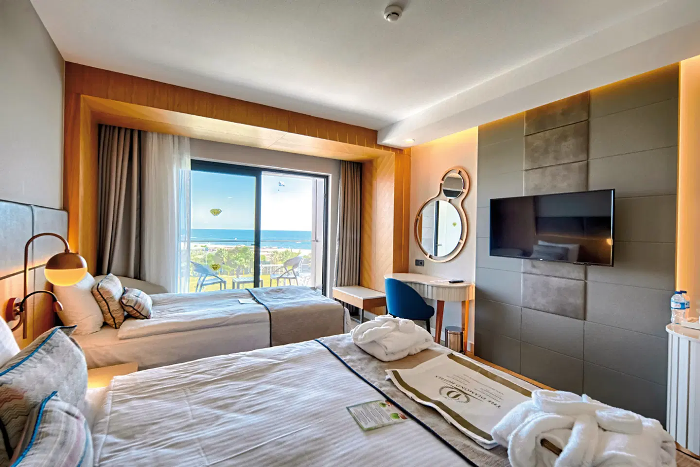 Diamond De Luxe Hotel & Spa ROOM_EXAMPLE