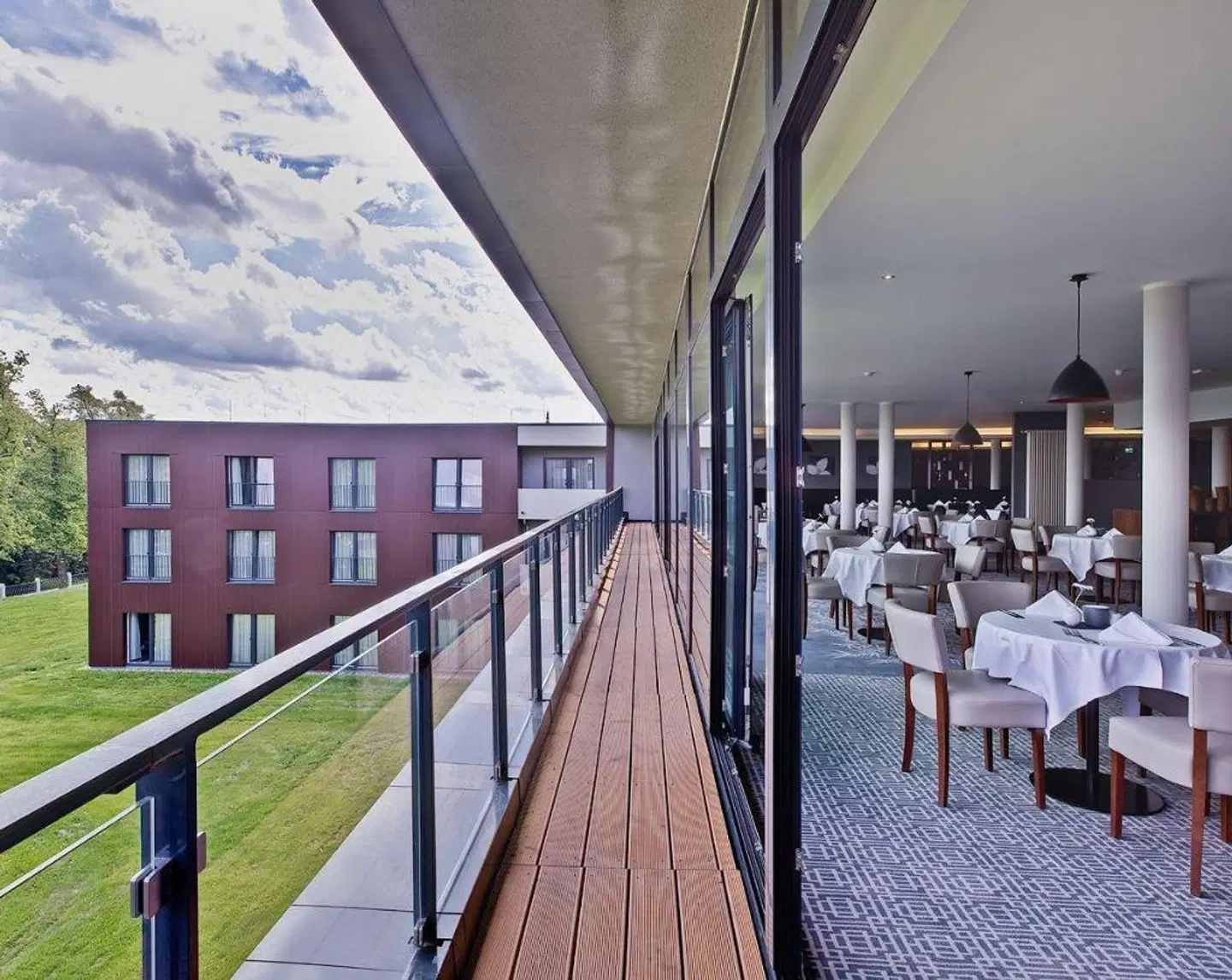 Hotel Sante Royale Restaurant