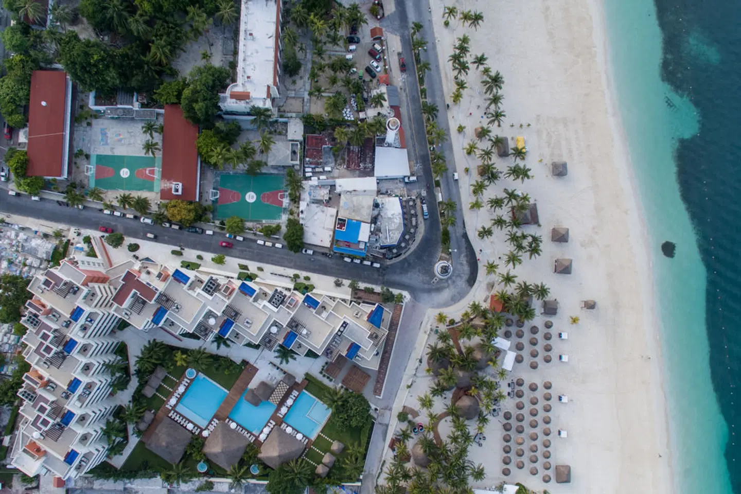 Privilege Aluxes Restaurant