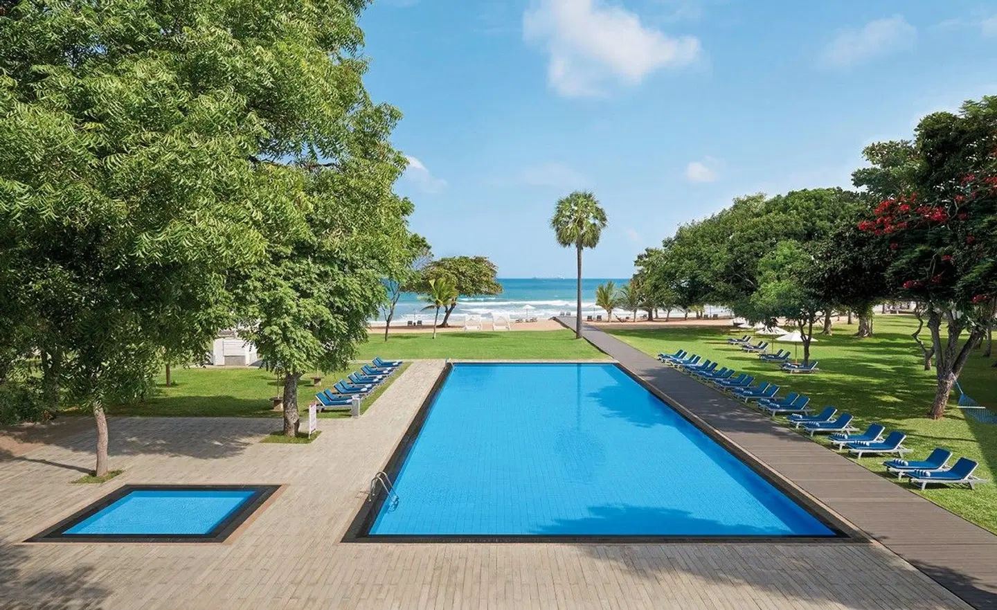 Trinco Blu by Cinnamon TERRACE