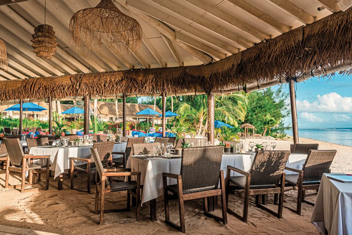 Manuia Beach Resort Restaurant