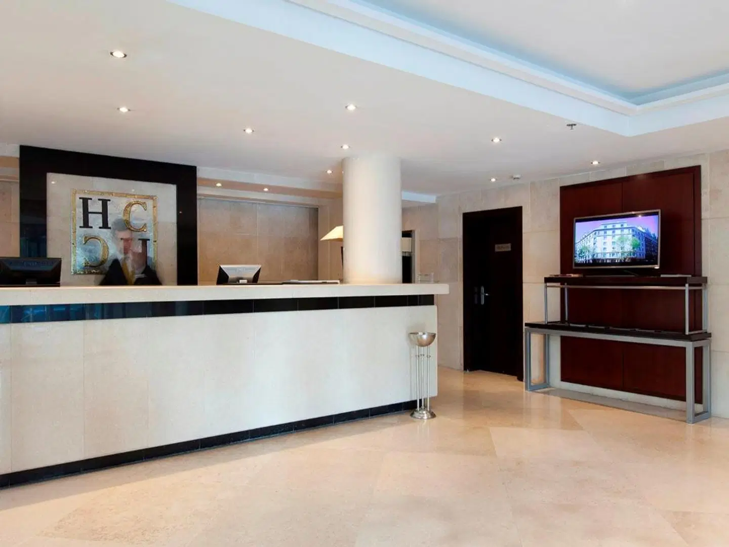 Valencia Center LOUNGE_LOBBY