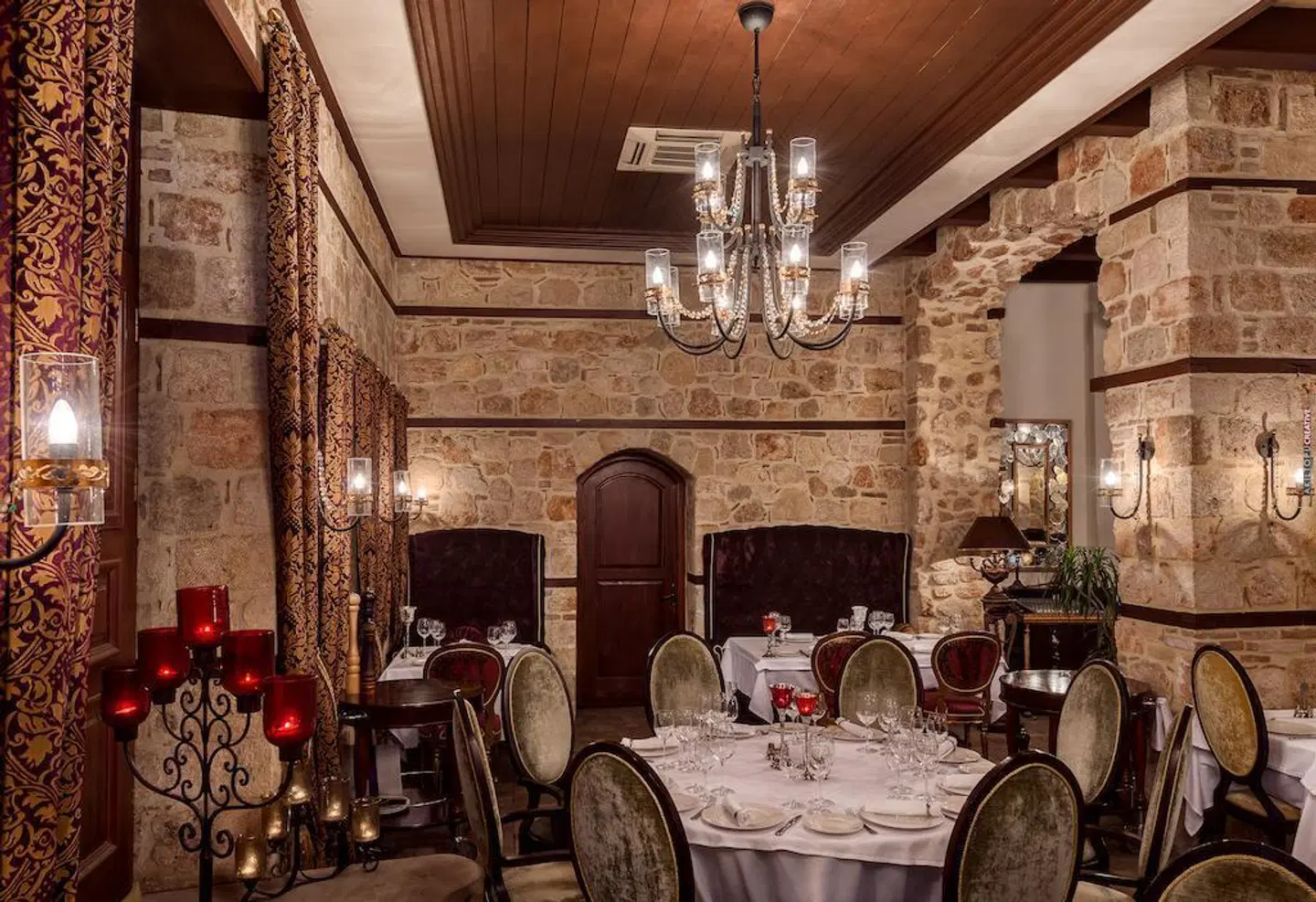Tuvana Hotel Restaurant