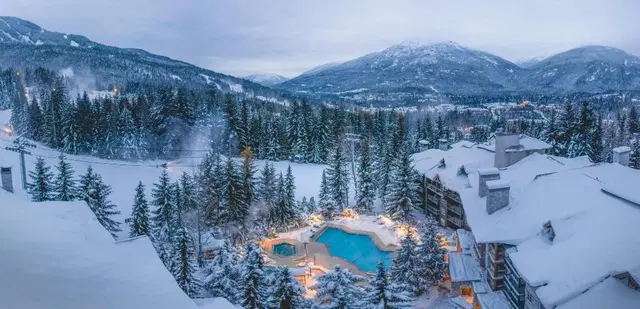 BLACKCOMB SPRINGS SUITES BY CLIQUE LANDSCAPE