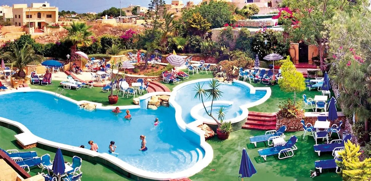 Cornucopia Hotel OUTDOOR_POOL