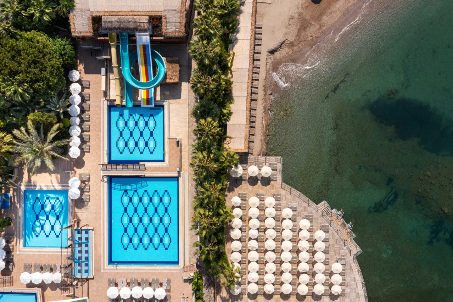 Adin Beach (Halal Hotel) EXTERIOR