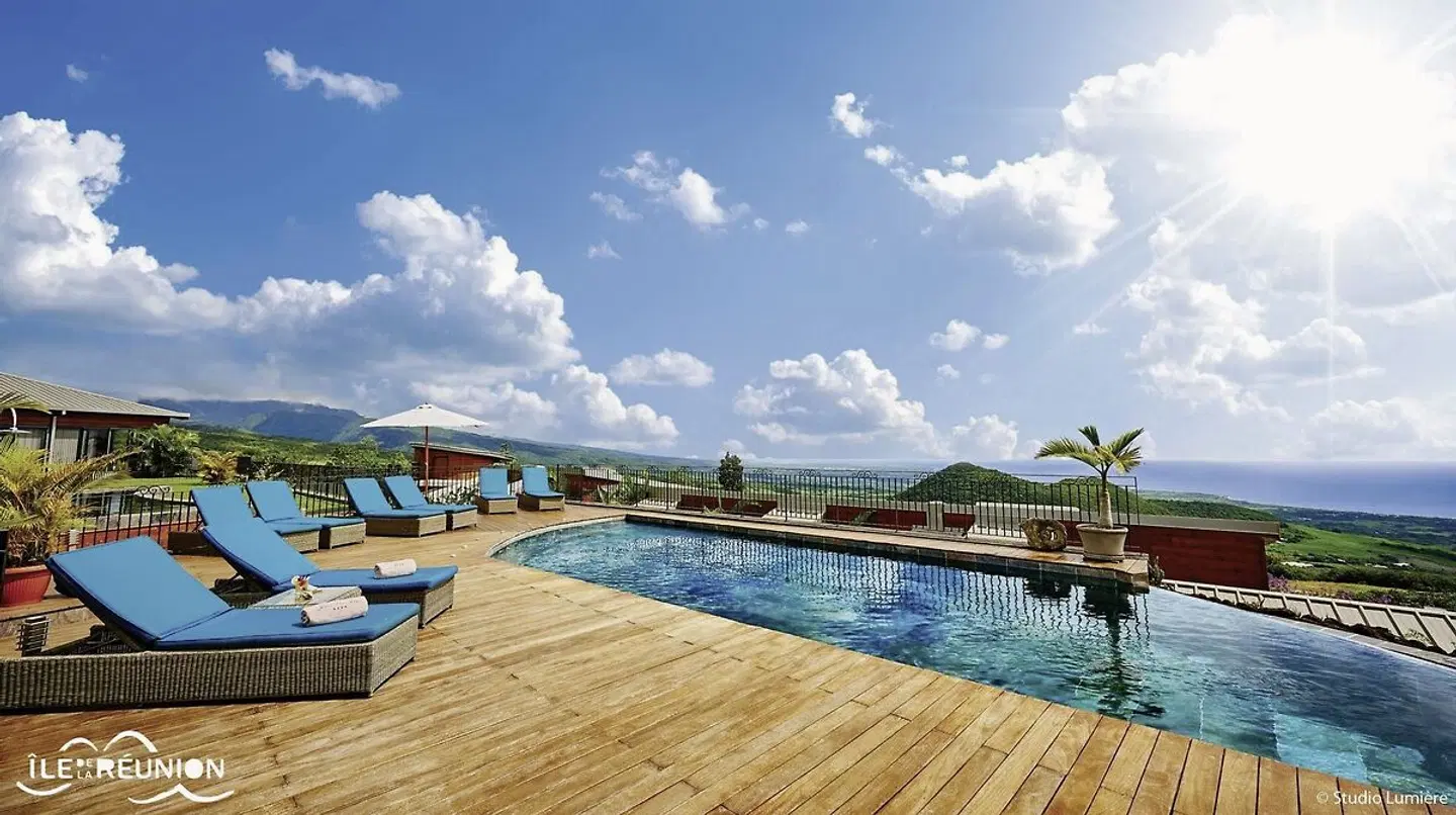 La Réunion entspannt entdecken OUTDOOR_POOL