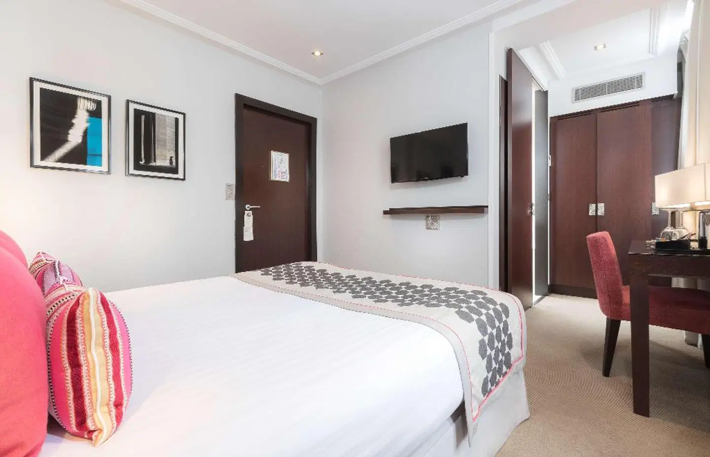 Hôtel Montfleuri ROOM_EXAMPLE