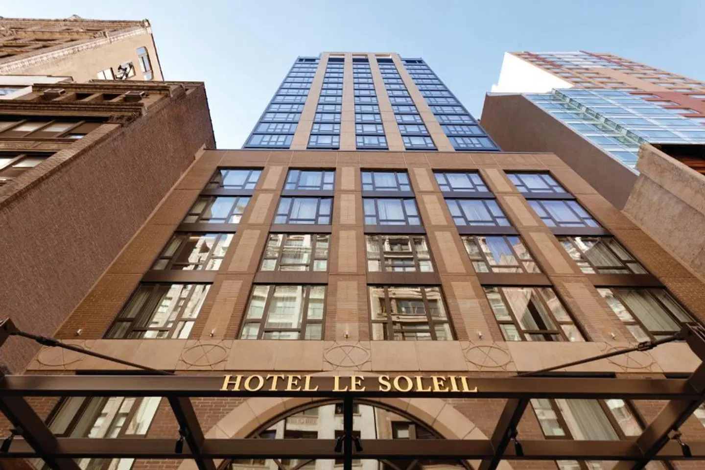 Executive Hotel Le Soleil New York EXTERIOR