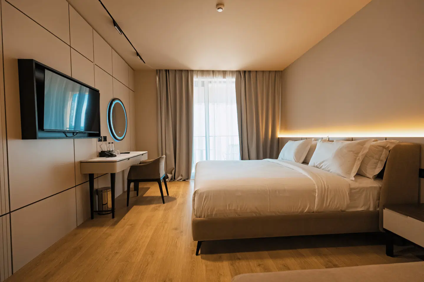 Royal G Deluxe Hotel & Spa ROOM_EXAMPLE