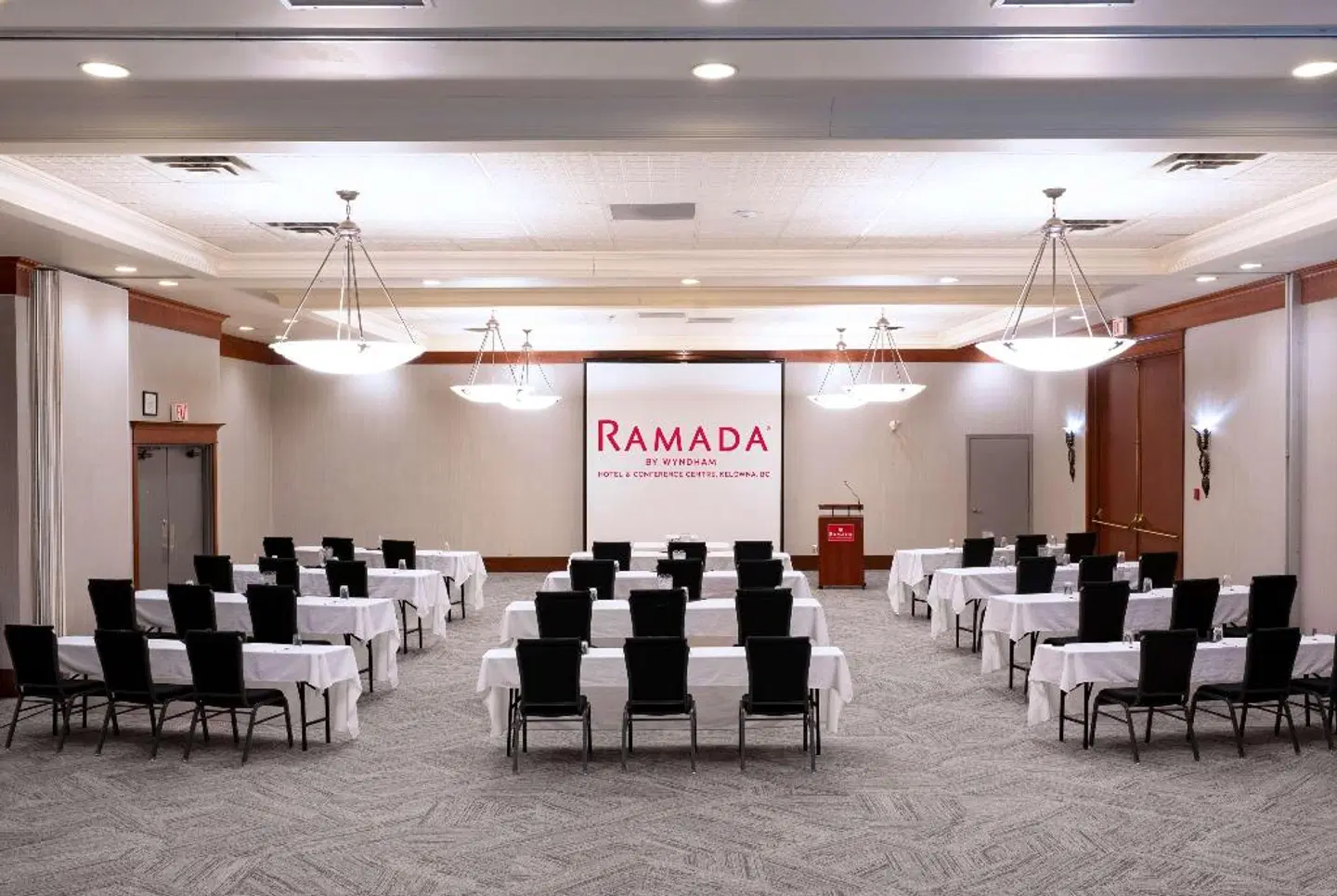 Ramada by Wyndham Kelowna Hotel & Conference Center Konferenz