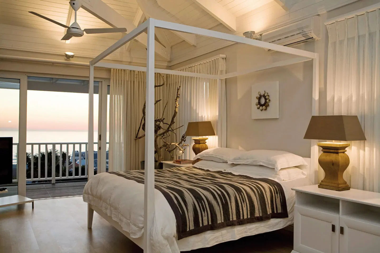 Sea Five Boutique Hotel ROOM_EXAMPLE