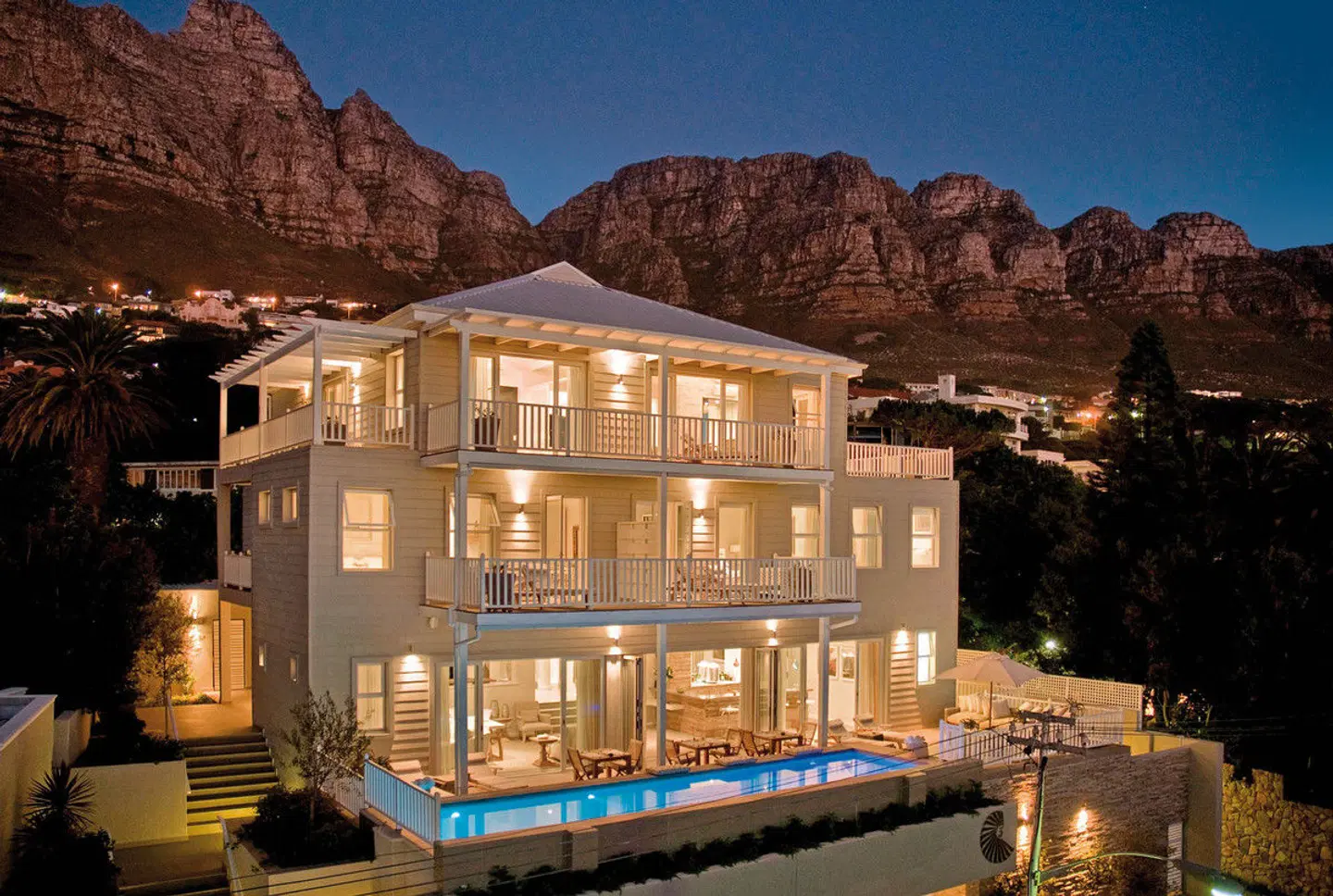 Sea Five Boutique Hotel EXTERIOR