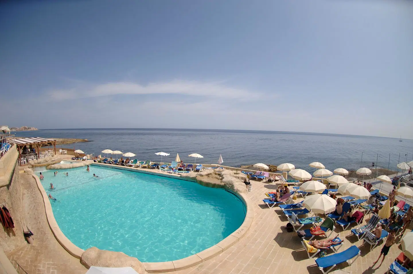 Preluna Hotel & Spa OUTDOOR_POOL