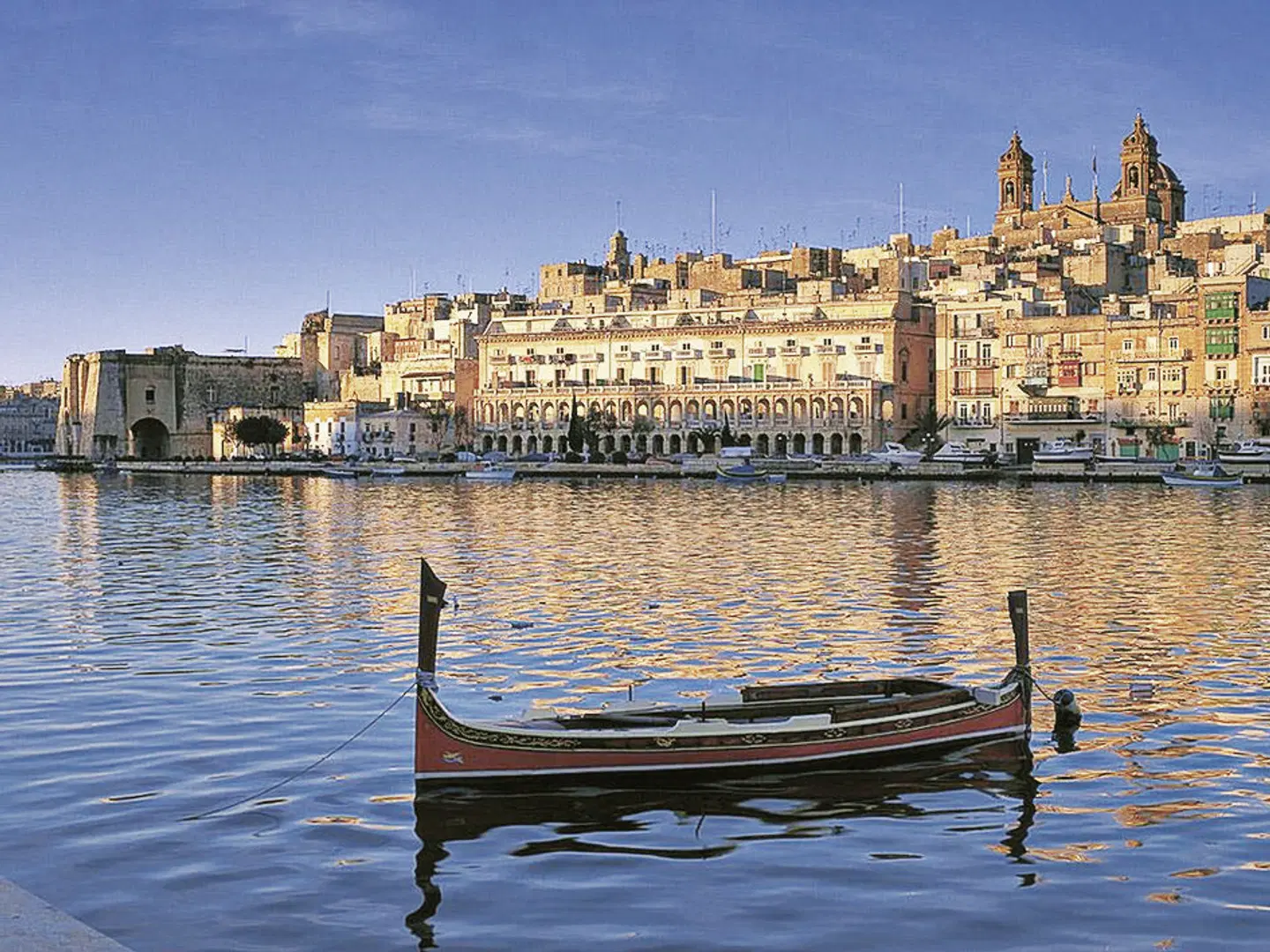 Plaza Regency Hotel LANDSCAPE