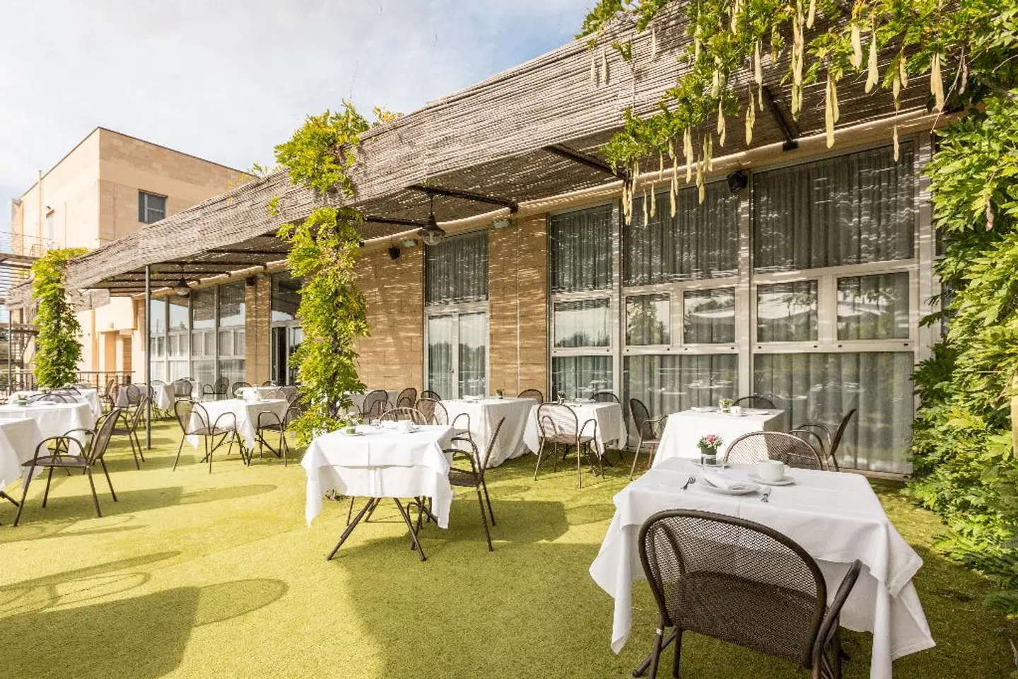 Majesty Bari Terrasse