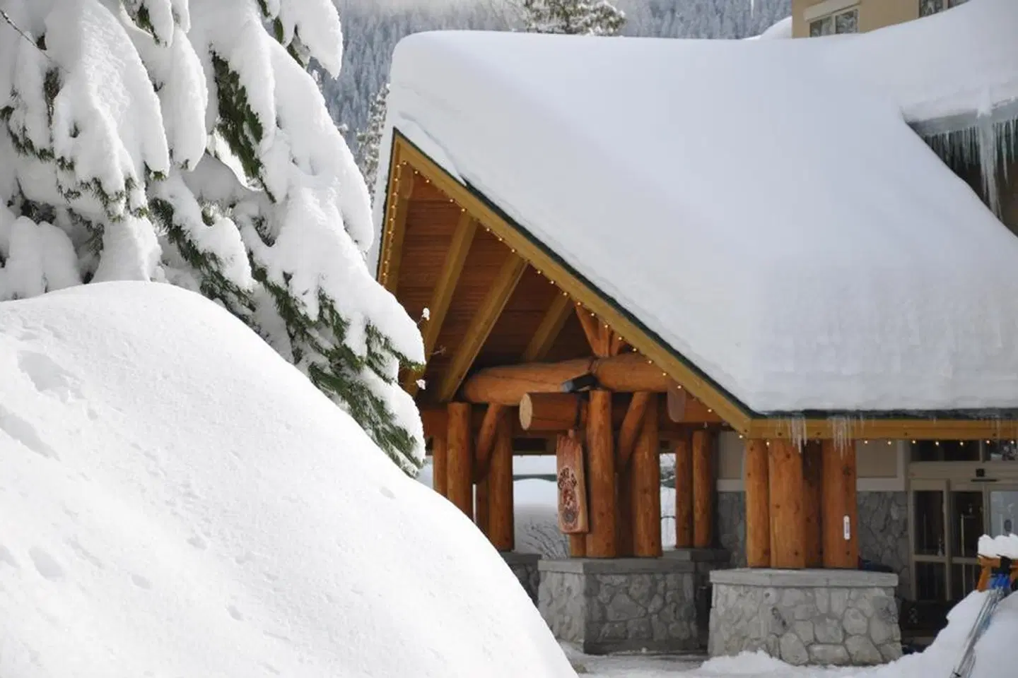 The Hillcrest Hotel - a Coast Resort Terrasse