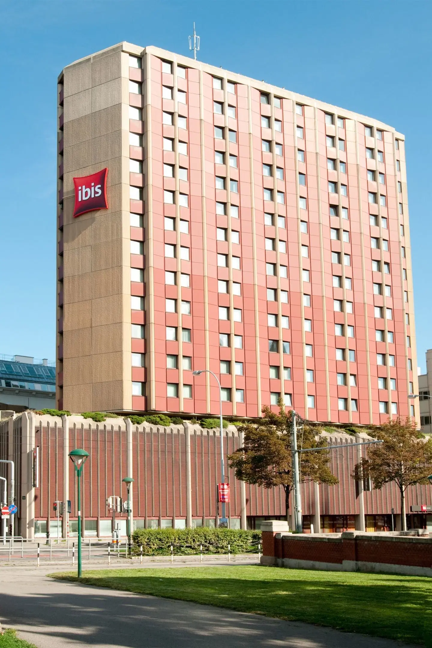 ibis Mariahilf EXTERIOR
