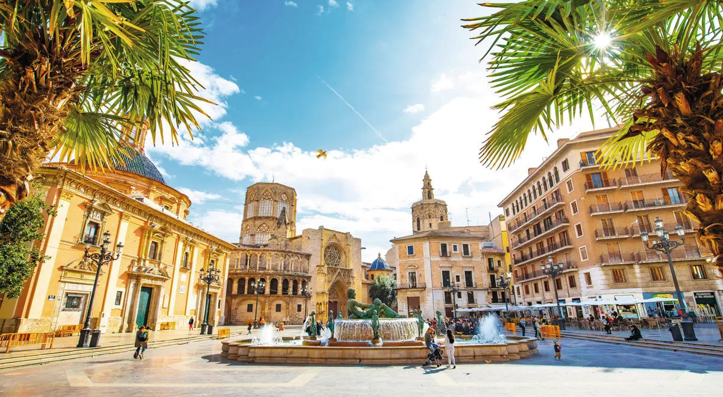 Barcelona, Valencia & Madrid Städtekombi Terrasse