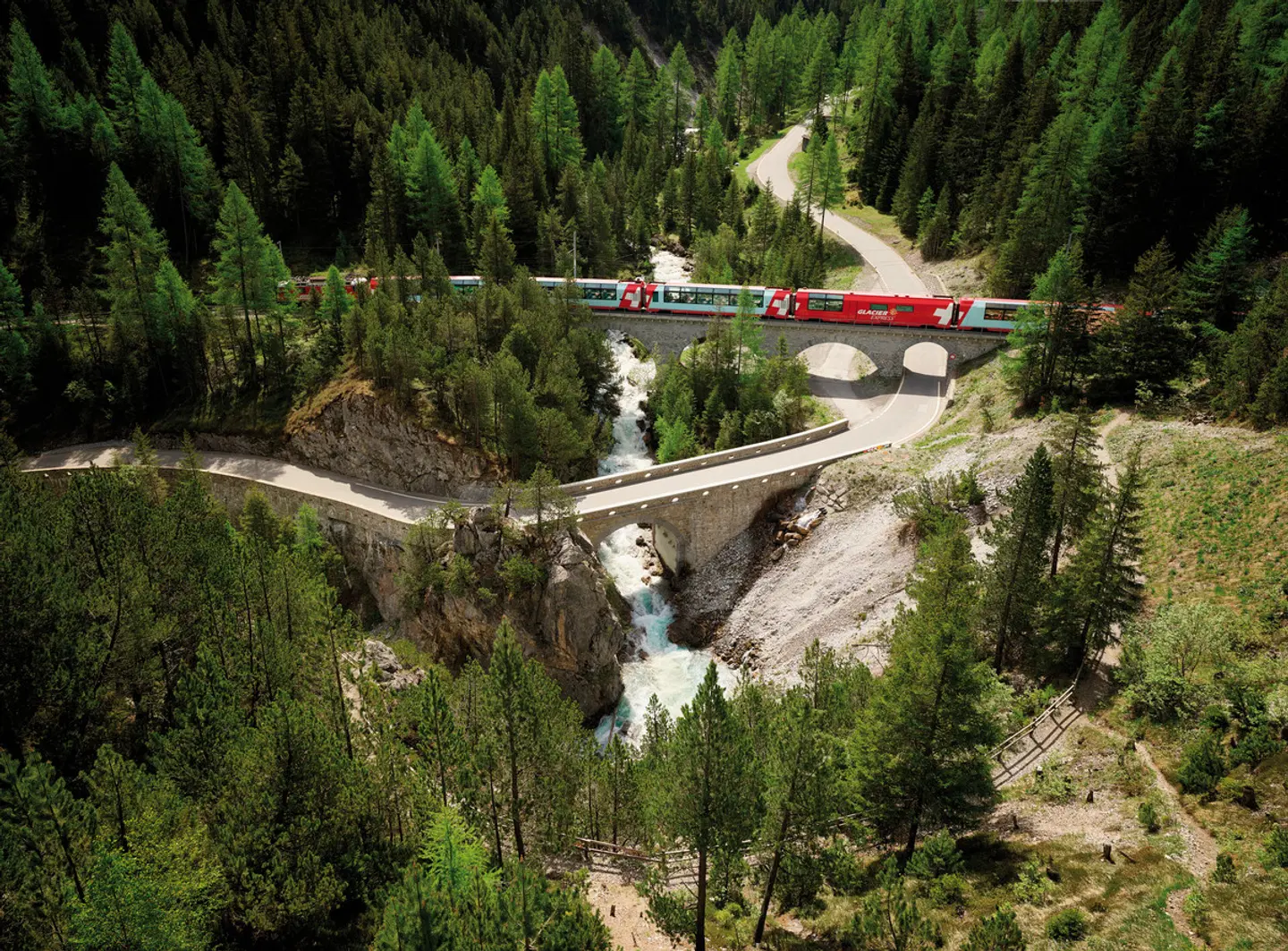 Glacier Express à la carte - Zermatt - St. Moritz- Zermatt LANDSCAPE