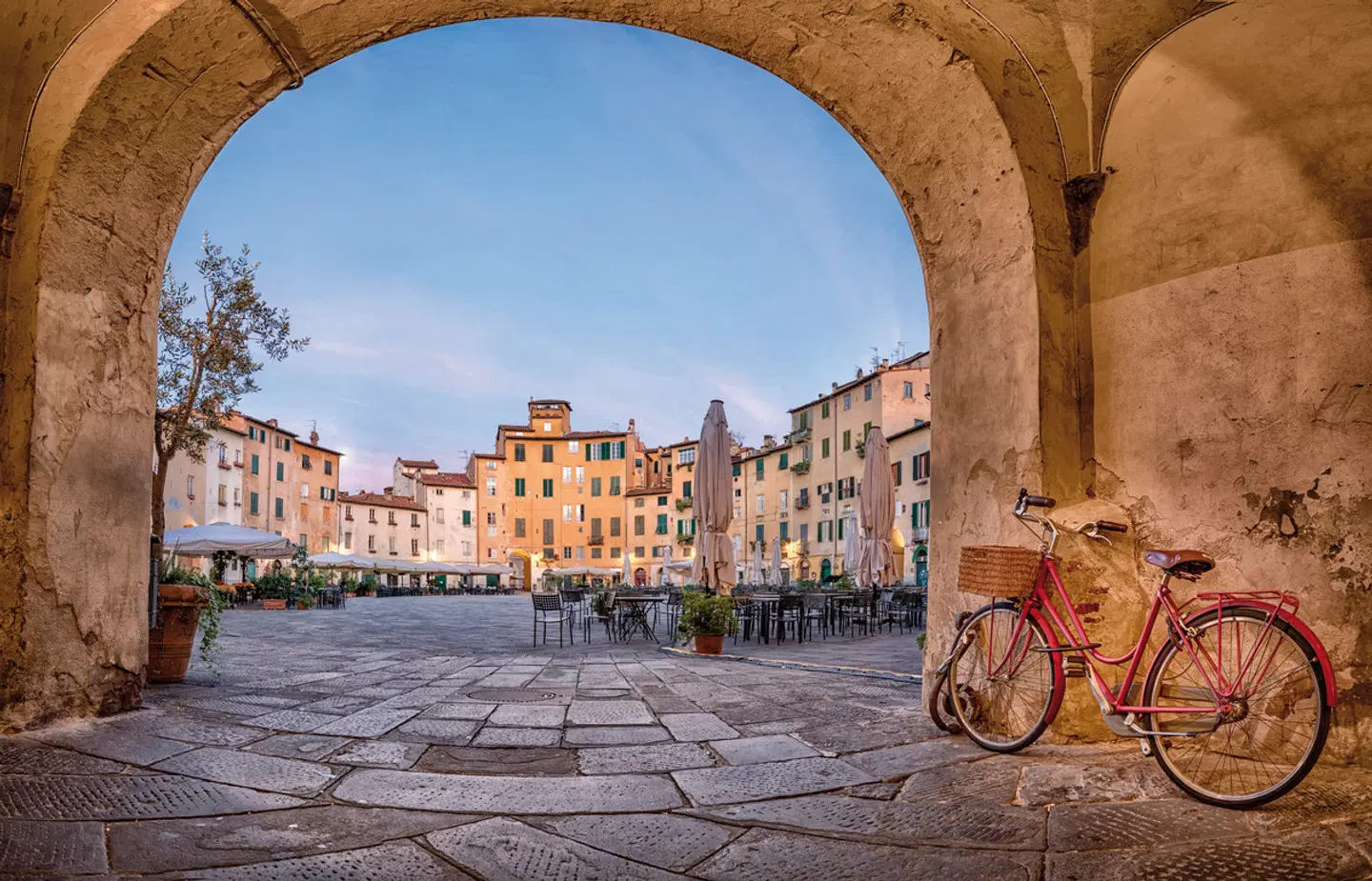 Autotour vom Trentino über die Toskana zur Adria EXTERIOR