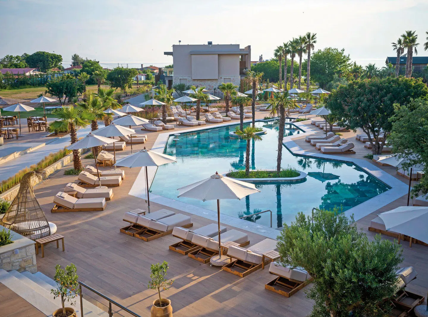 Portes Theros OUTDOOR_POOL