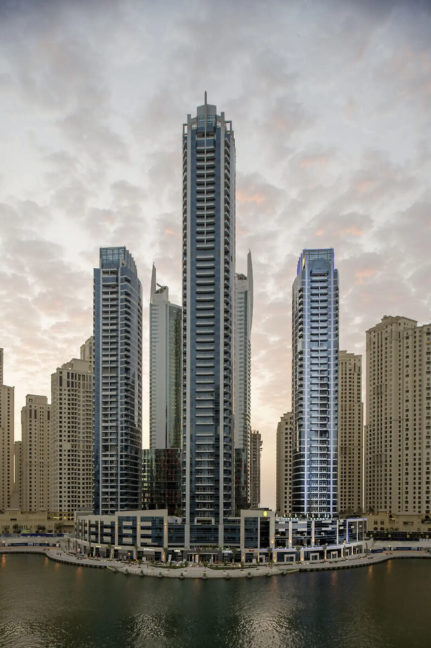 InterContinental Dubai Marina EXTERIOR