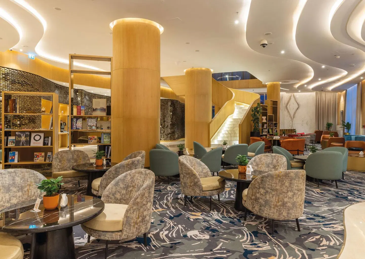 Embassy Suites by Hilton Doha Old Town LOUNGE_LOBBY