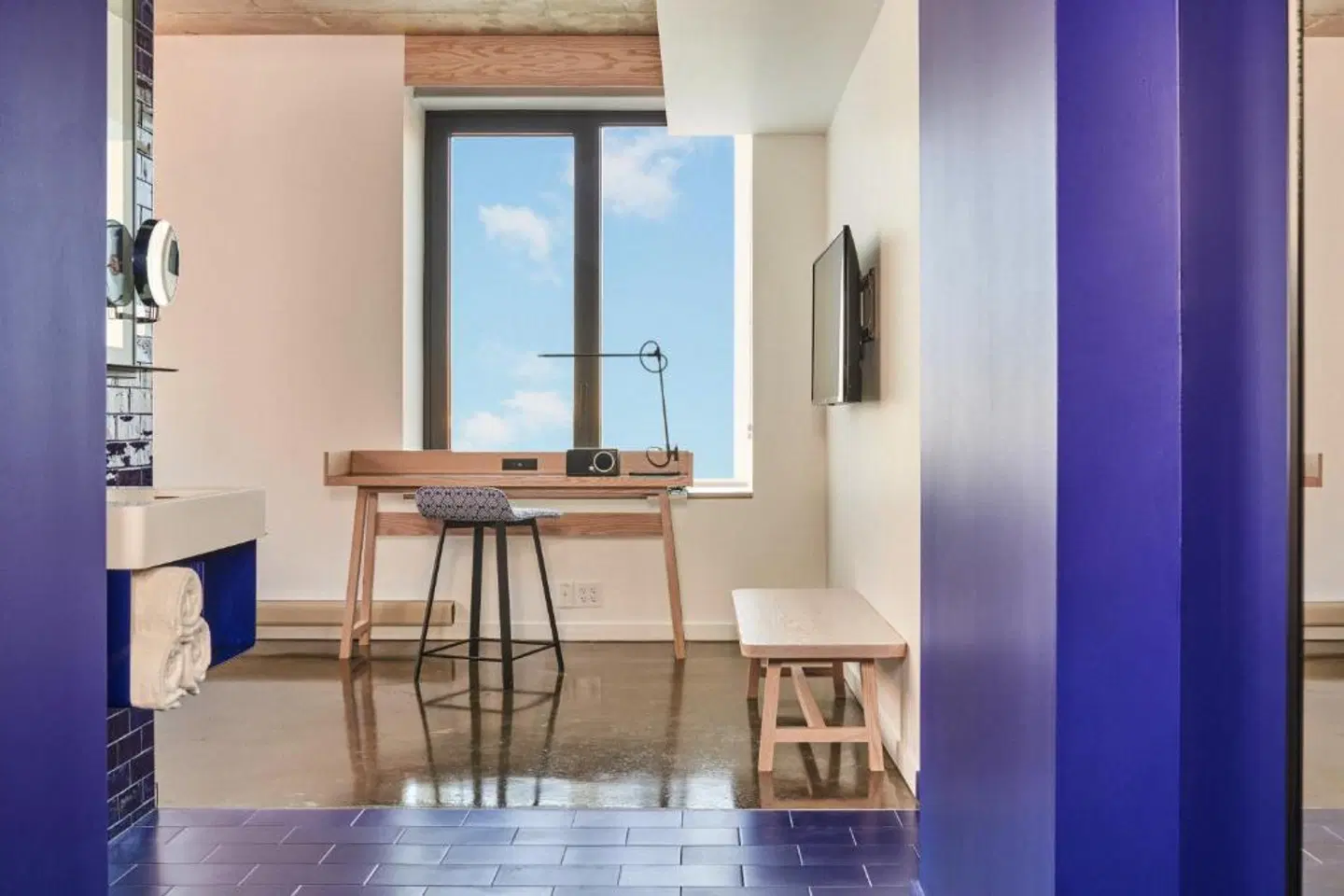 Radio Hotel ROOM_EXAMPLE