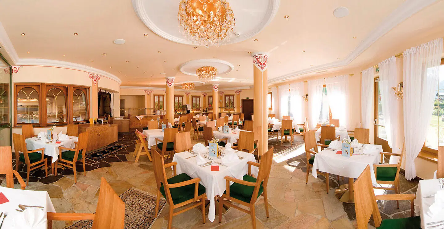 Sport & Spa Hotel Strass Restaurant